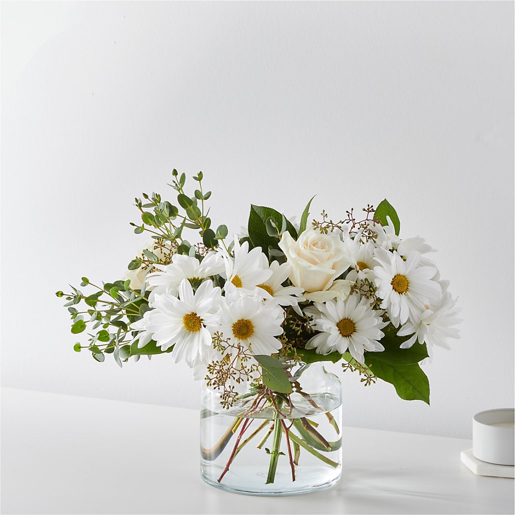 Fresh Linen Bouquet – ALMENDRO'S FLOWER, Kissimmee FL