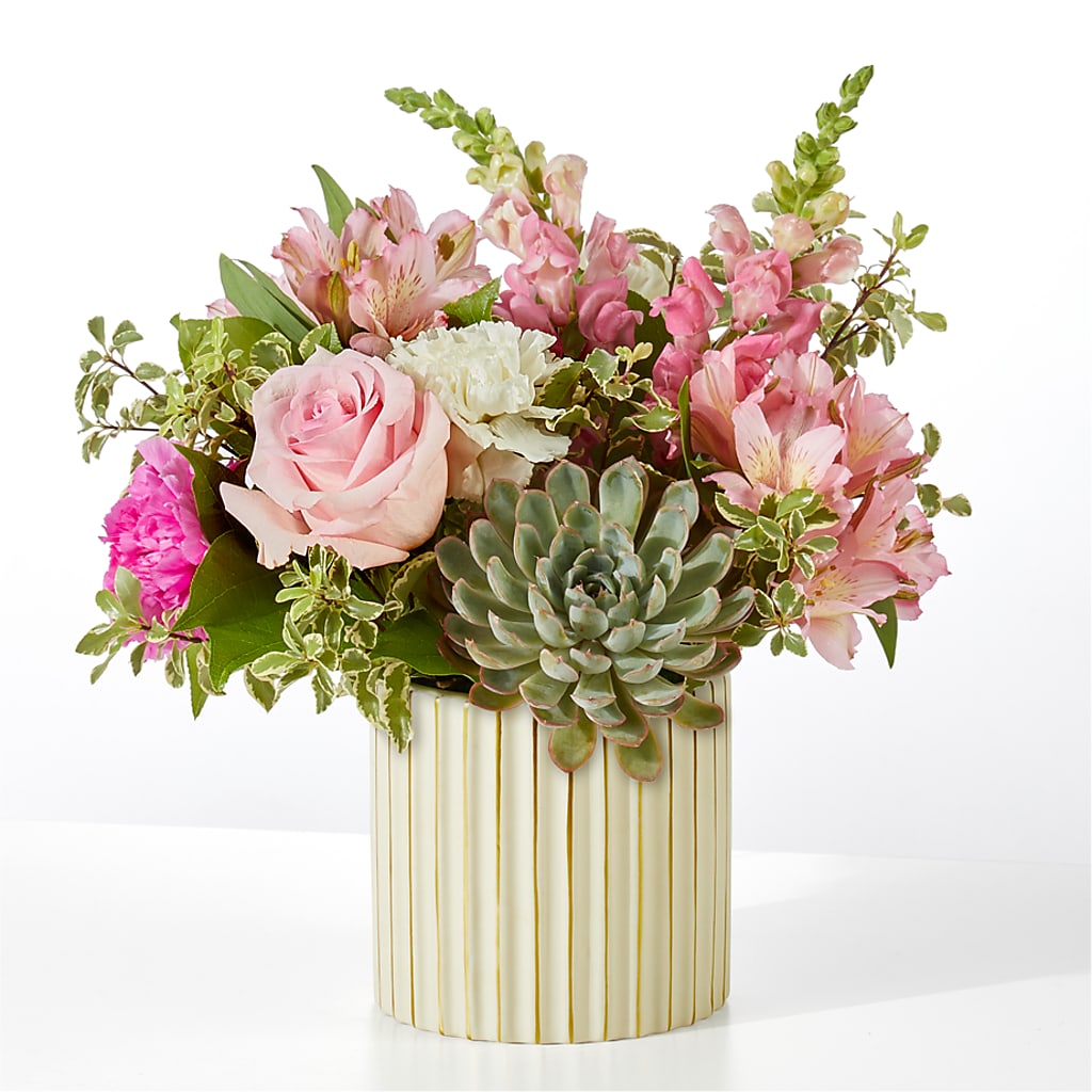 Magenta Musings Bouquet – ALMENDRO'S FLOWER, Kissimmee FL
