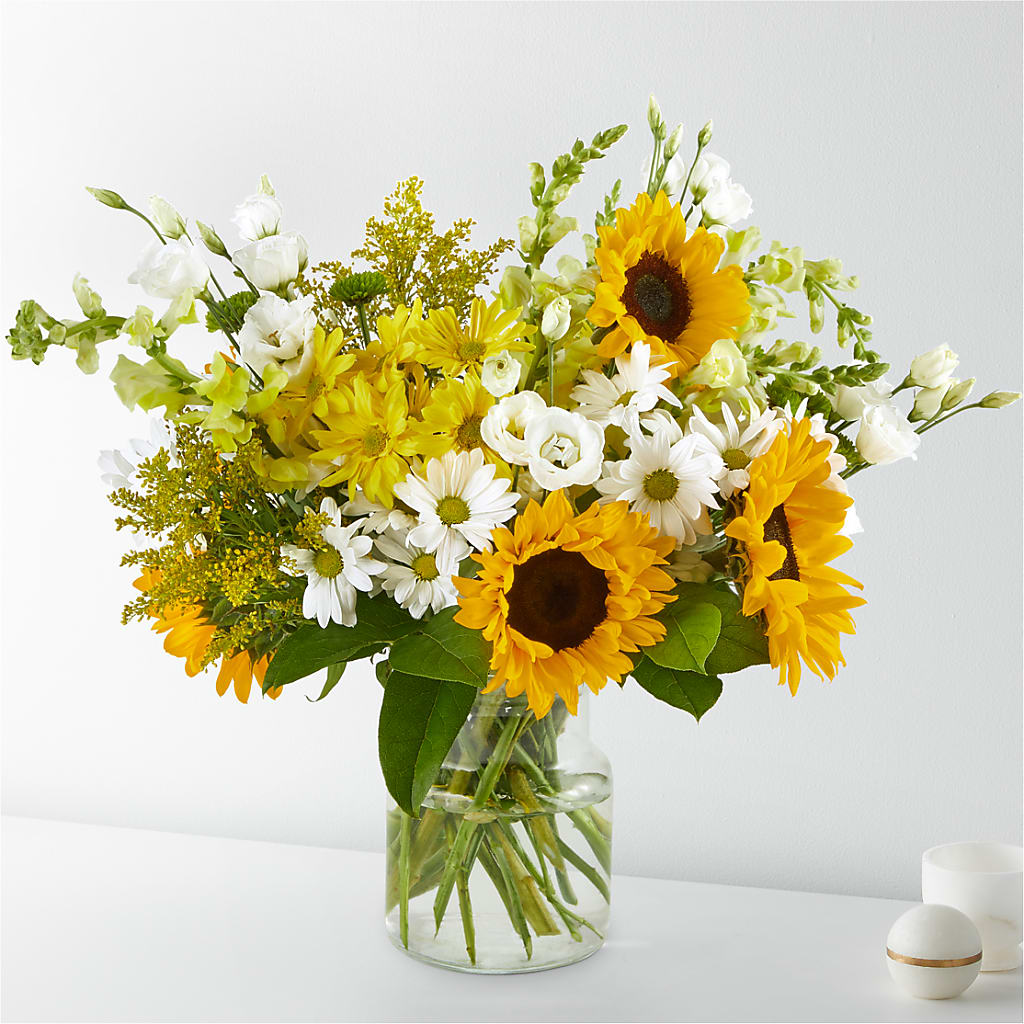 Hello Sunshine Bouquet – ALMENDRO'S FLOWER, Kissimmee FL