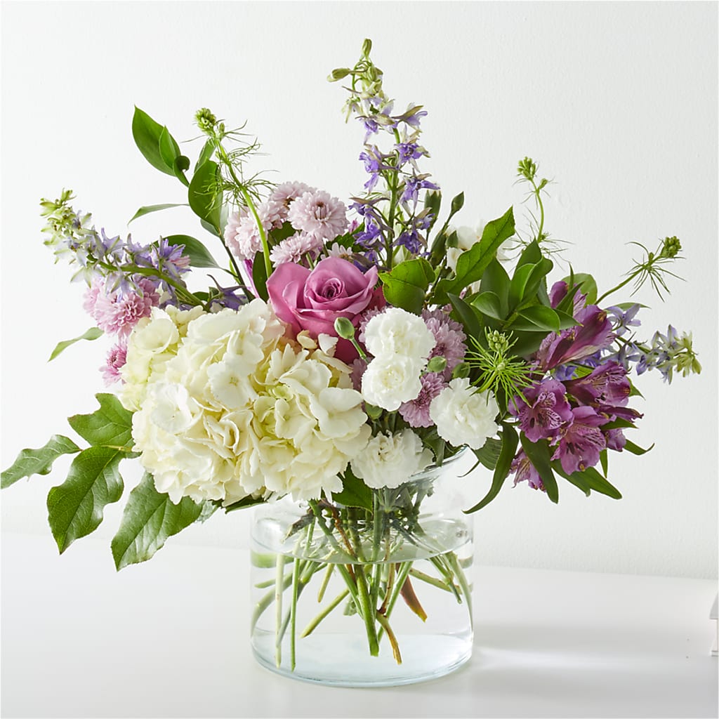 Violet Caress Bouquet – ALMENDRO'S FLOWER, Kissimmee FL
