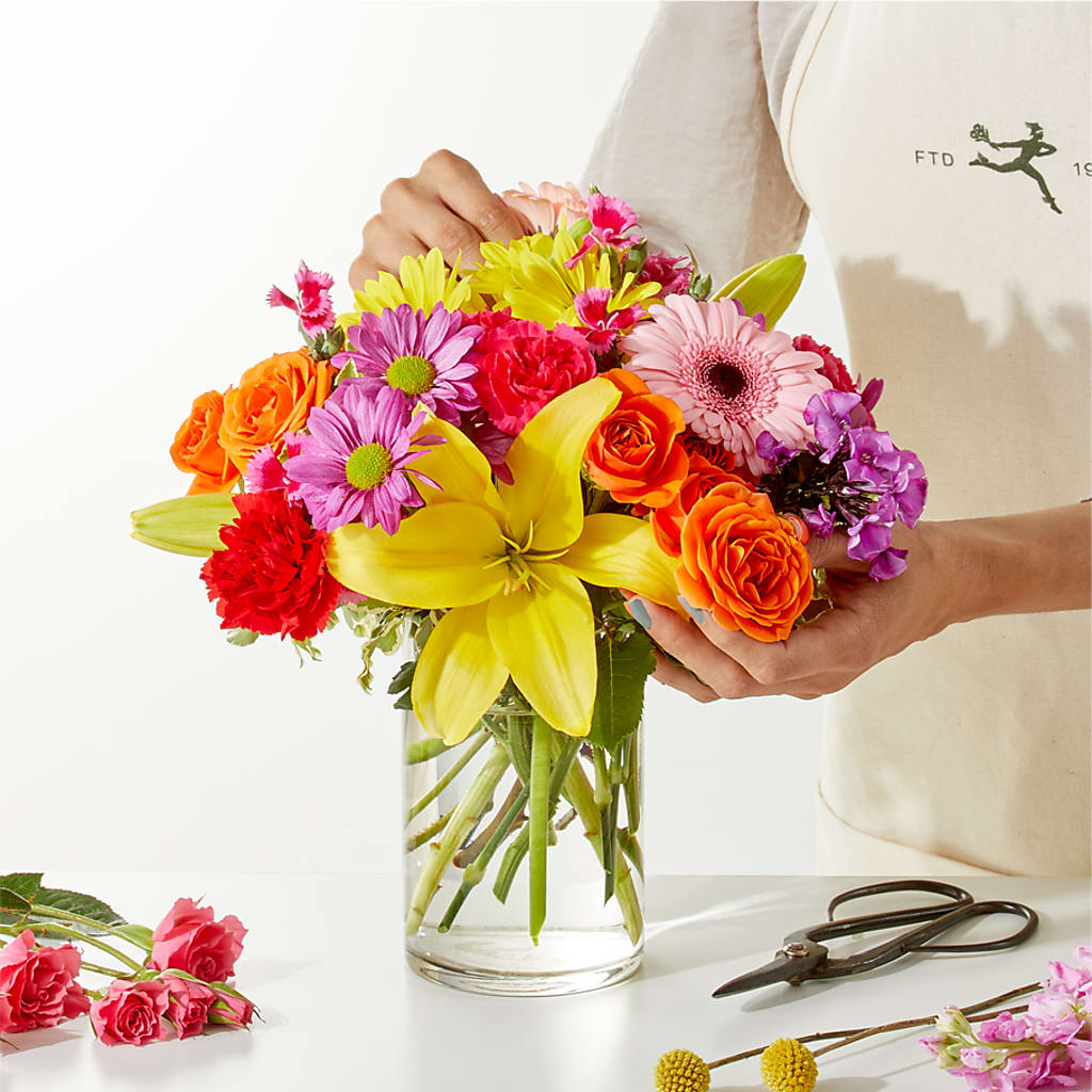 Cue the Confetti - A Florist Original – ALMENDRO'S FLOWER, Kissimmee FL