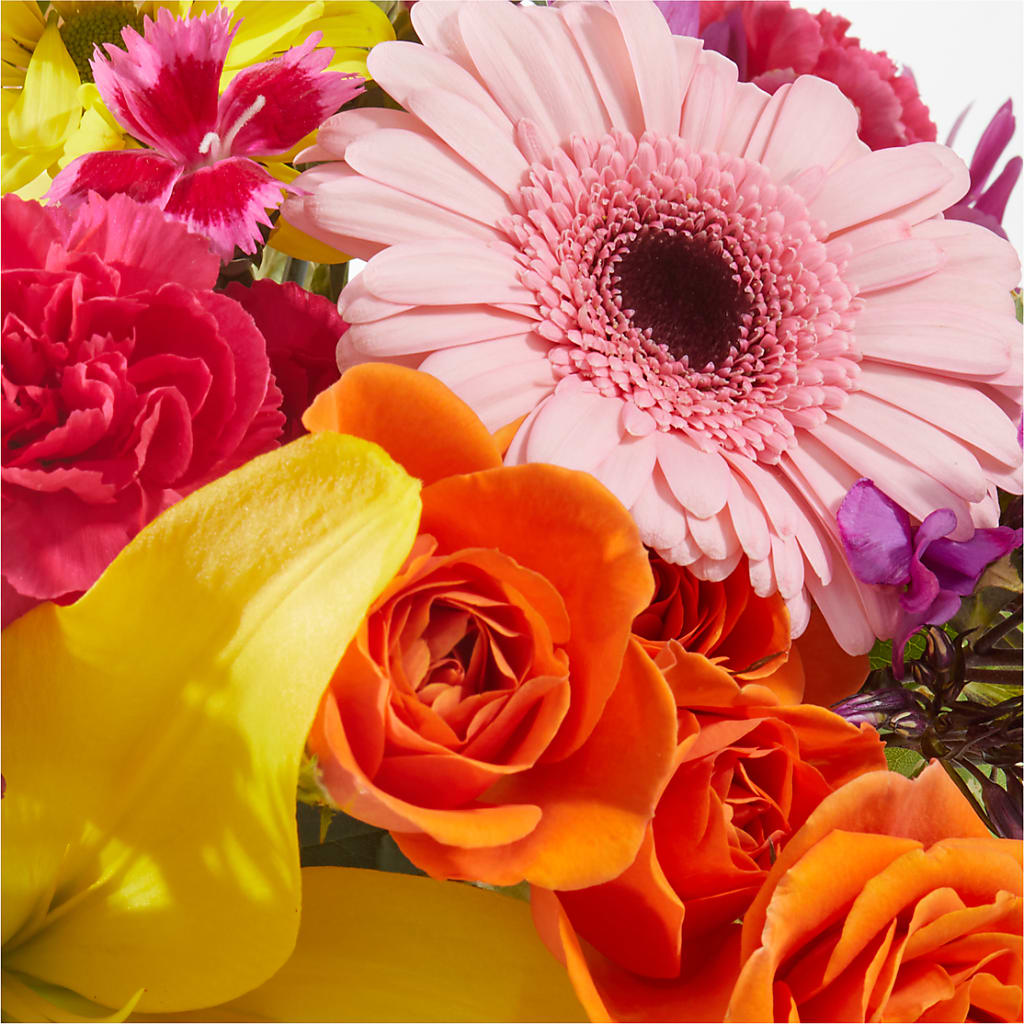 You're Invited - A Florist Original – ALMENDRO'S FLOWER, Kissimmee FL