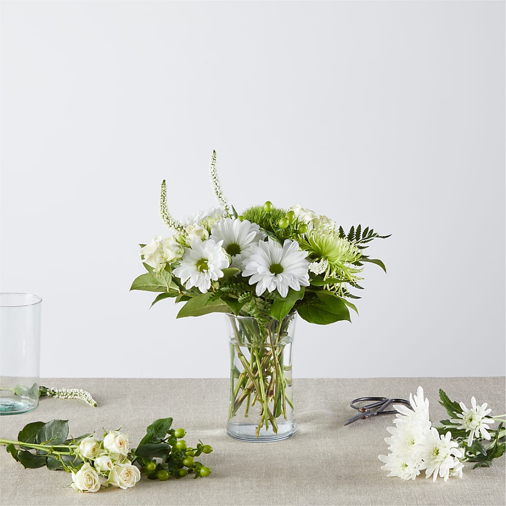 Irish Garden - A Florist Original – ALMENDRO'S FLOWER, Kissimmee FL