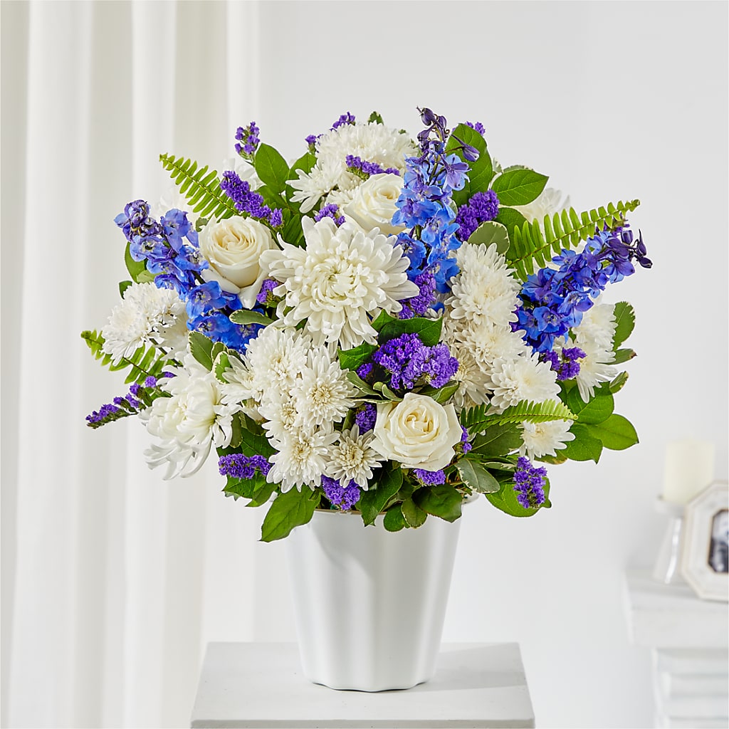 Hold Dear Tabletop Basket – ALMENDRO'S FLOWER, Kissimmee FL