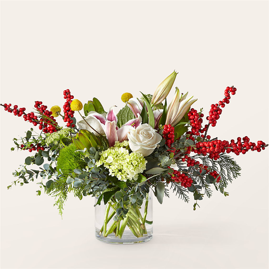 Berry & Bright Bouquet – ALMENDRO'S FLOWER, Kissimmee FL