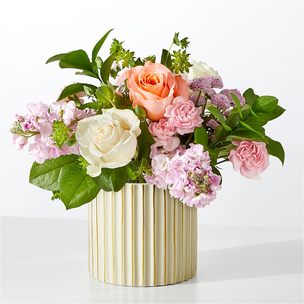 French Market Bouquet with Ivory Vase – ALMENDRO'S FLOWER, Kissimmee FL