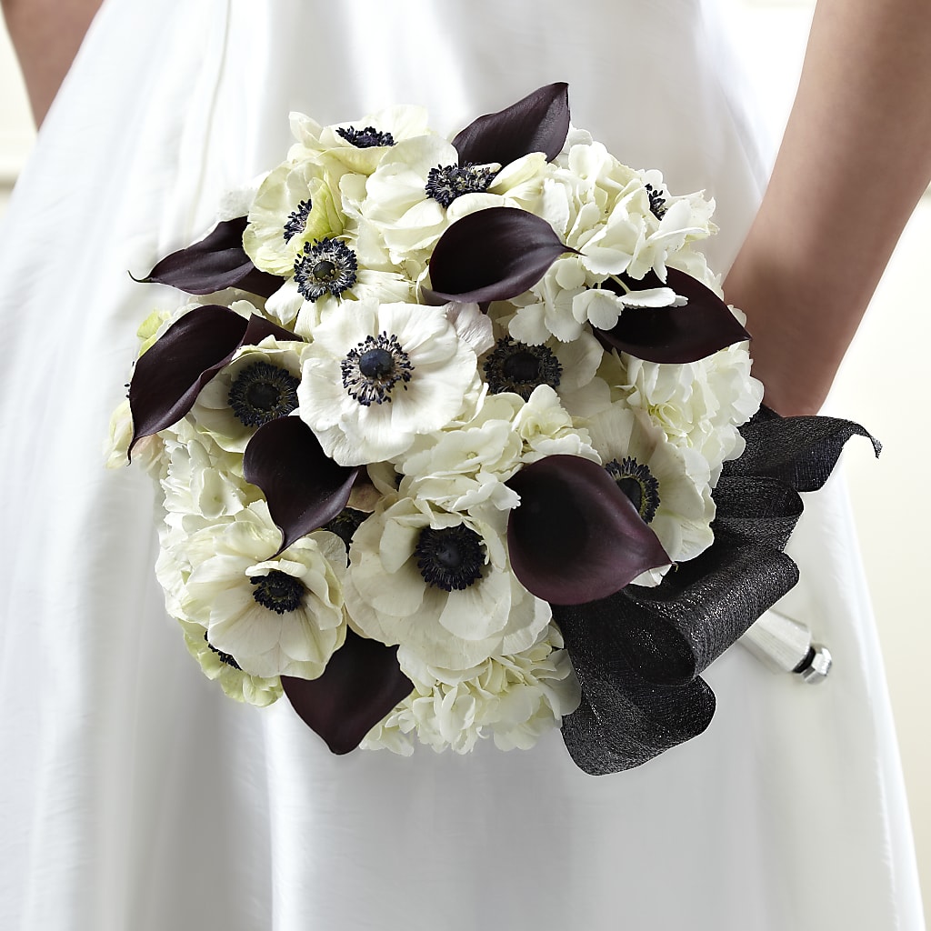 To Have and To Hold Bouquet – ALMENDRO'S FLOWER, Kissimmee FL