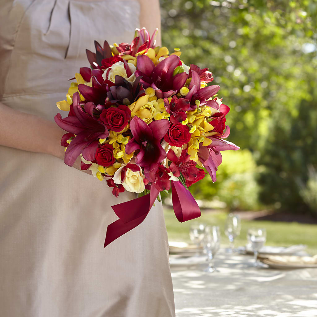 Sunningdale Bouquet – ALMENDRO'S FLOWER, Kissimmee FL
