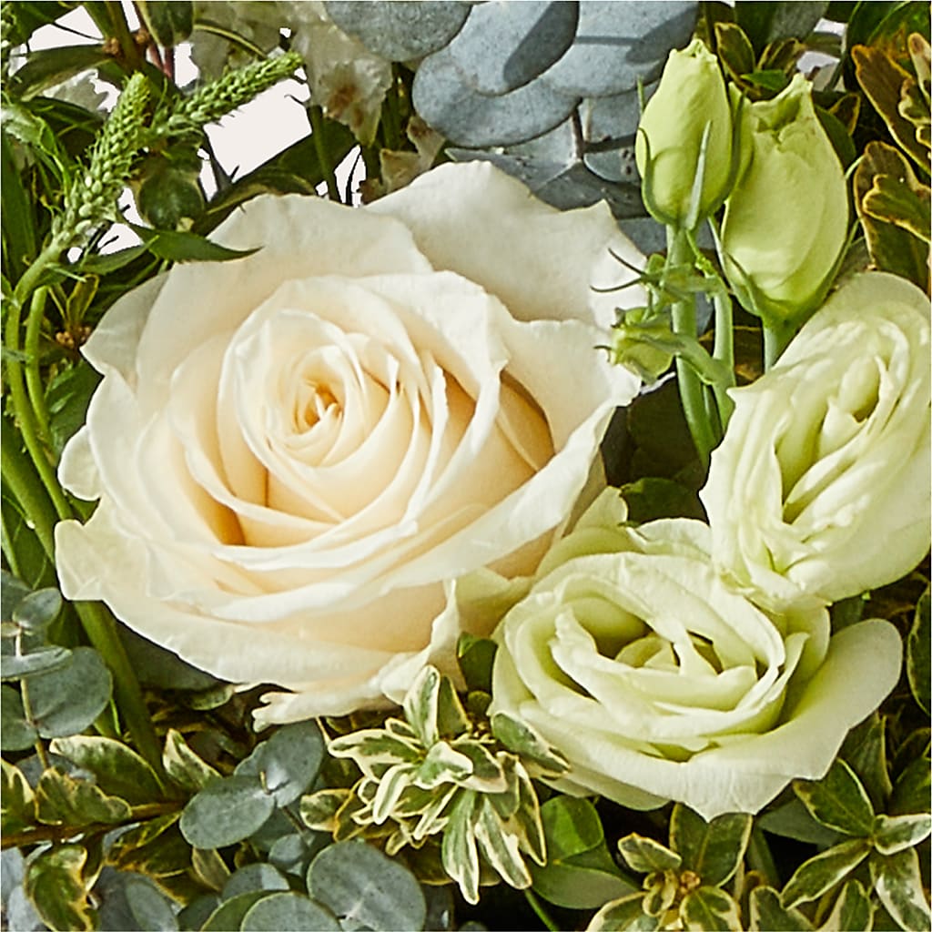 Cashmere Bouquet – ALMENDRO'S FLOWER, Kissimmee FL