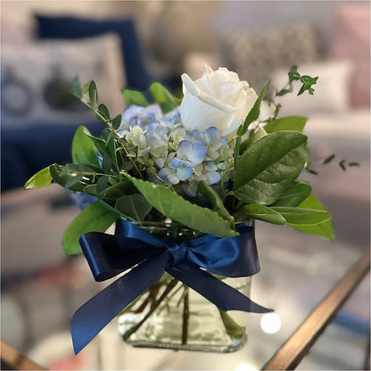 Sky Blue Delight Bouquet – ALMENDRO'S FLOWER, Kissimmee FL