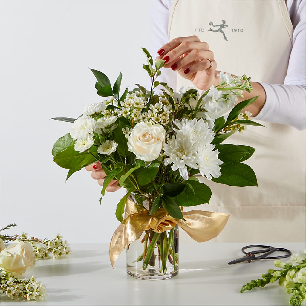 New Beginnings – A Florist Original – ALMENDRO'S FLOWER, Kissimmee FL