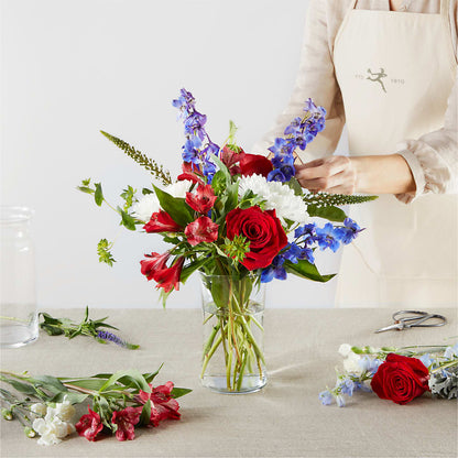 Star Spangled - A Florist Original – ALMENDRO'S FLOWER, Kissimmee FL