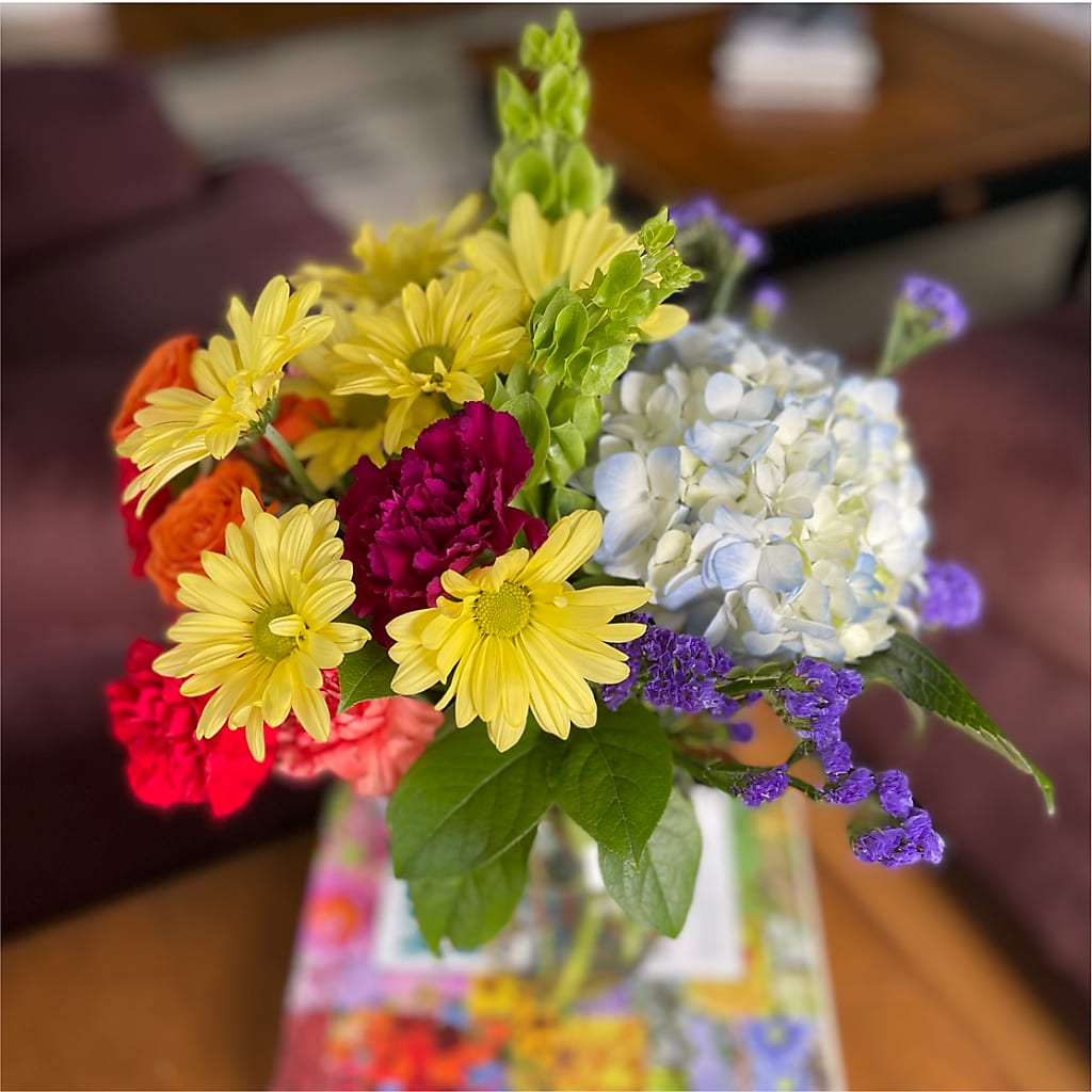 Summer Spectra - A Florist Original – ALMENDRO'S FLOWER, Kissimmee FL