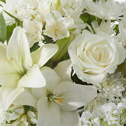 Peaceful Reflections Arrangement – ALMENDRO'S FLOWER, Kissimmee FL
