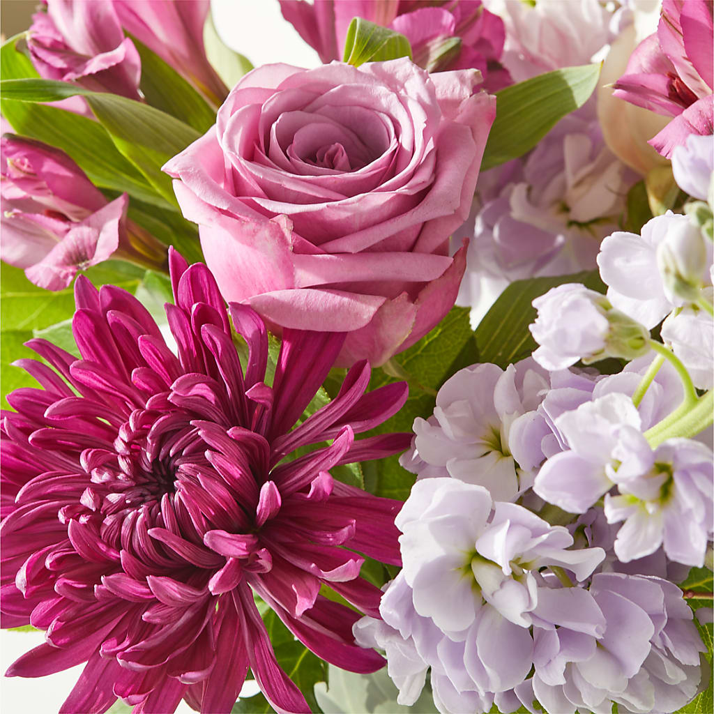 Amethyst Dreams Bouquet – ALMENDRO'S FLOWER, Kissimmee FL