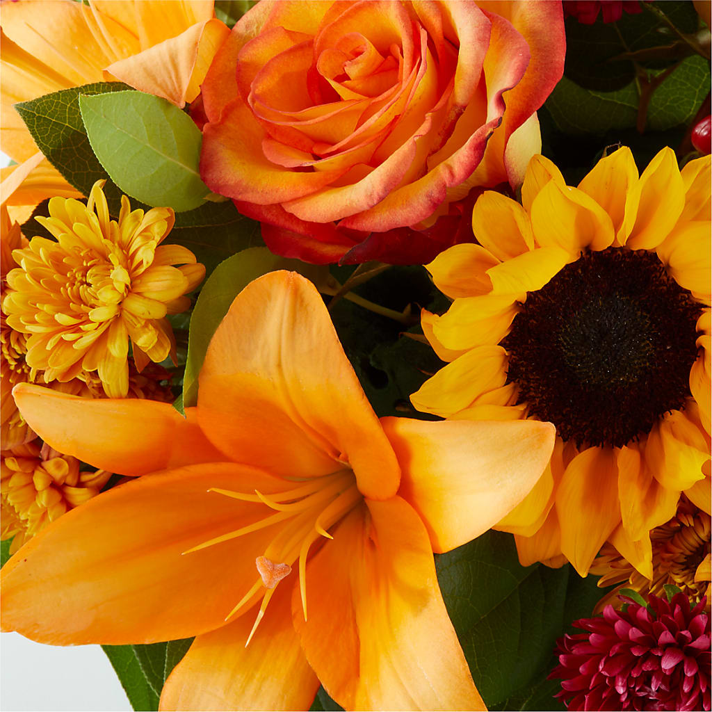 Grateful Centerpiece – ALMENDRO'S FLOWER, Kissimmee FL