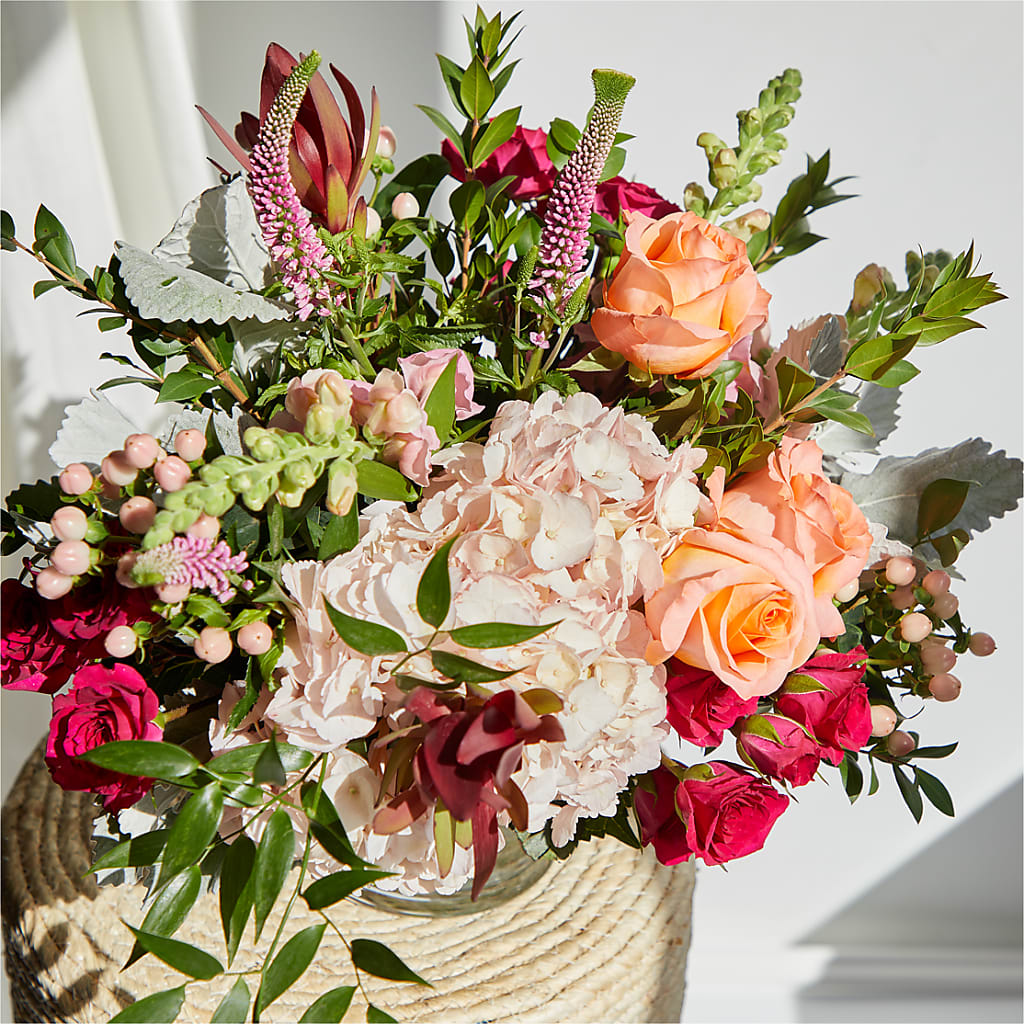Glitz & Glam Bouquet – ALMENDRO'S FLOWER, Kissimmee FL