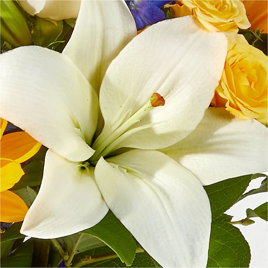 Wonderfully Sunny Bouquet – ALMENDRO'S FLOWER, Kissimmee FL