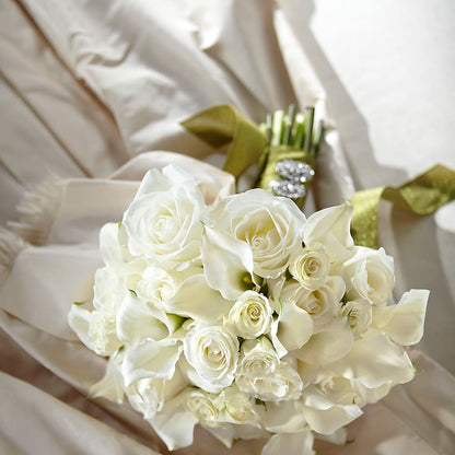 Serene Highness Bouquet – ALMENDRO'S FLOWER, Kissimmee FL